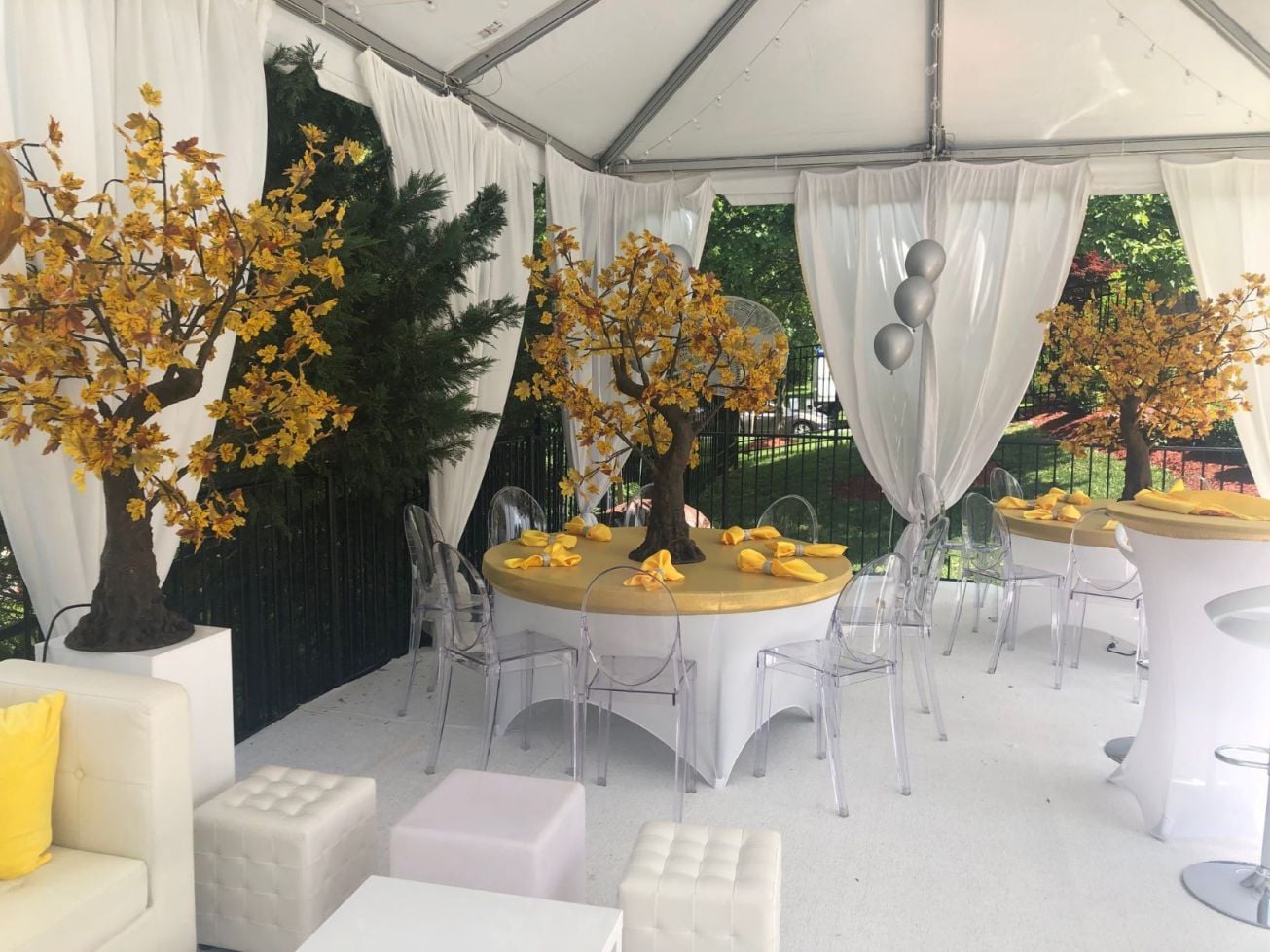 Experiential Environment 35 by Posh & Luxe
