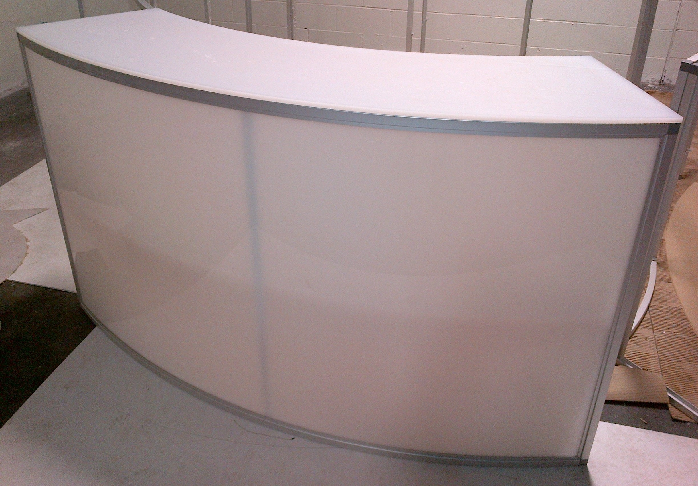 Glow Bar Sky, Curved